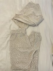 Colsie Beige Cheetah Pajama Set