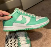 Dunk Low Green Glow