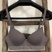 gray seamless bra / size 34B