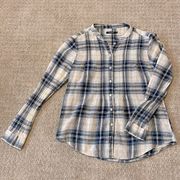 Max Jeans Blue Plaid Button Down Long Sleeve Top