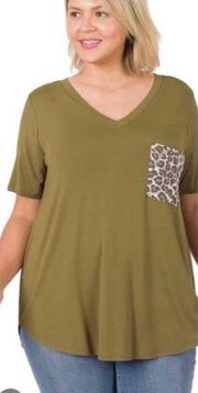 Zenana Women’s Soft Olive V-Neck Top With Animal Print Pocket NWT 2X