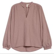 Treasure Bond Blouse Medium Long Sleeve Stripe Burgundy Pink Business Casual Top