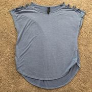 Yogalicious women’s large blue athletic top