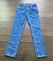 VINTAGE Tommy Jeans 90s Straight Jean Size 6