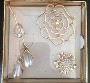 Adrienne Vittadini set of 3 Gold Brooches Pearls