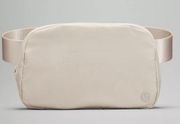 Lululemon NWT  Everywhere Belt Bag White Opal