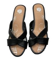 905-Black Alexina Wedge
Yellow Box Shoes