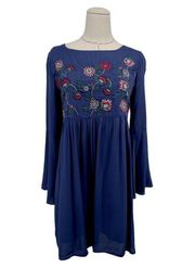 BB Dakota Floral Dress Womens Size XS Embroidered Long Bell Sleeves Tie Back