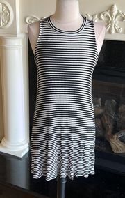 Comfy Knit Black White Stripe Dress Eikosi Sleeveless Summer Casual Flowy