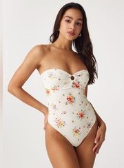 BRAND NEW Women’s Strapless One-Piece Swimsuit