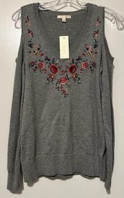 NWT Skies are blue embroidered cold shoulder sweater gray size S