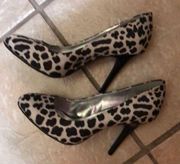 Cosmopolitan Animal Print Shoes Size 6