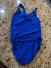 Nike Womens Hydrastrong Swimsuit  32 Medium Fastback One Piece Blue