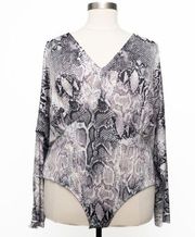 CITY Chic. Light Snakeskin Bodysuit. New!