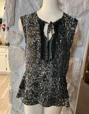 Mossimo Supply Co. Black And White Snake Skin Pattern Sleeveless Blouse-Size MED