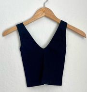 Women’s Black Cropped Seamless Ribbed Workout Tank Top Small/Medium S/M