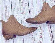 Antelope brown leather booties size 36