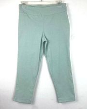 Van Heusen Pull On Capri Pant Women 2 Stretch Extensible Sage Green Mid Rise