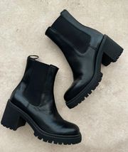 Lamica Made in Italy Black Leather Pull On Chelsea Lug Sole Boots