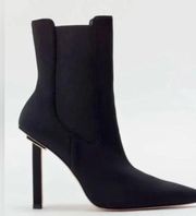 NIB Good American Neoprene Black Booties Size 6.5