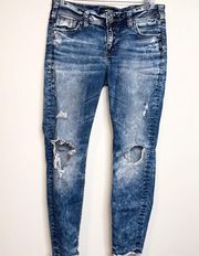 Silver Suki Super Stretch Distressed Mid Skinny Jeans!