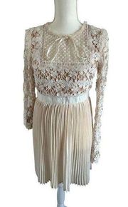 ROMEO & JULIET COUTURE Lace Long Sleeve Coquette Dress Size Medium NEW