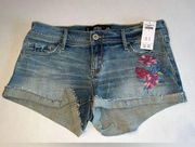 Hollister NWT  Short-Short Low-Rise Jean Shorts size 7