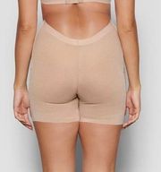 New With Tags SKIMS Sheer Sculpt Low Back Shorts Women S Clay Thigh & Hip Toner