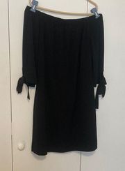 Vince Camuto Black Color Off The Shoulder Dress Women’s Size 8