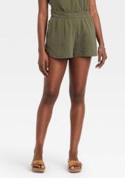 NWT  Green Pull On Shorts