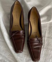 Great brown Italian leather heels with detail stitching