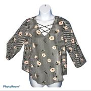 Wishful Park Floral Crisscross Neck 3/4 Length Sleeve Blouse size large