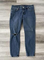 Kut From The Cloth Cropped Jeans Size 8 Dark Wash Busted Knee F9