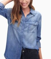 Splendid Medium Wash Chambray Long Sleeve Button Down L