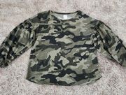 Moda Green Camouflage Balloon Sleeve Top Size Medium