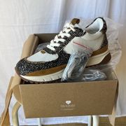 NWT  Kickoff Trainer Sneakers 6H Cheetah Print