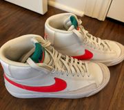 Mid Blazers