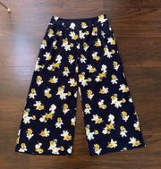 J by J.O.A. navy blue & yellow floral crop wide leg pants size M