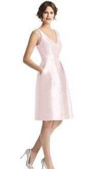 New With Tags Alfred Sung Pink V-Neck A-Line Dress size 2 with pockets