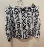 Snake print Skirt  With Small Slit