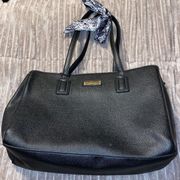 London fog black bag shoulder bag with ribbon multi pocket medium size​​