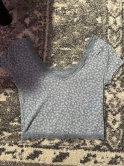 Blue Flower Pattern Cropped Tee