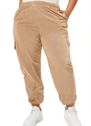 NWT  Essential Cargo Pants size 1