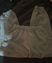 Brandy Melville john galt rosa sweatpants