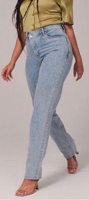 Abercrombie & Fitch Curve Love Ultra High Rise 90s Straight Jeans Size 34