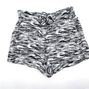 Lou & Gray Print Paper Bag Waist Shorts Black and White Size XS