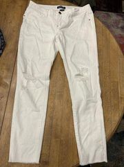 NWOT Generra distressed ankle crop jeans