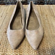 Bella Vita Taupe Flats