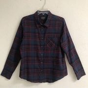 Pendleton navy plaid flannel long sleeve shirt L