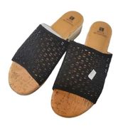 NWT White Mountain sandals size 7.5 black